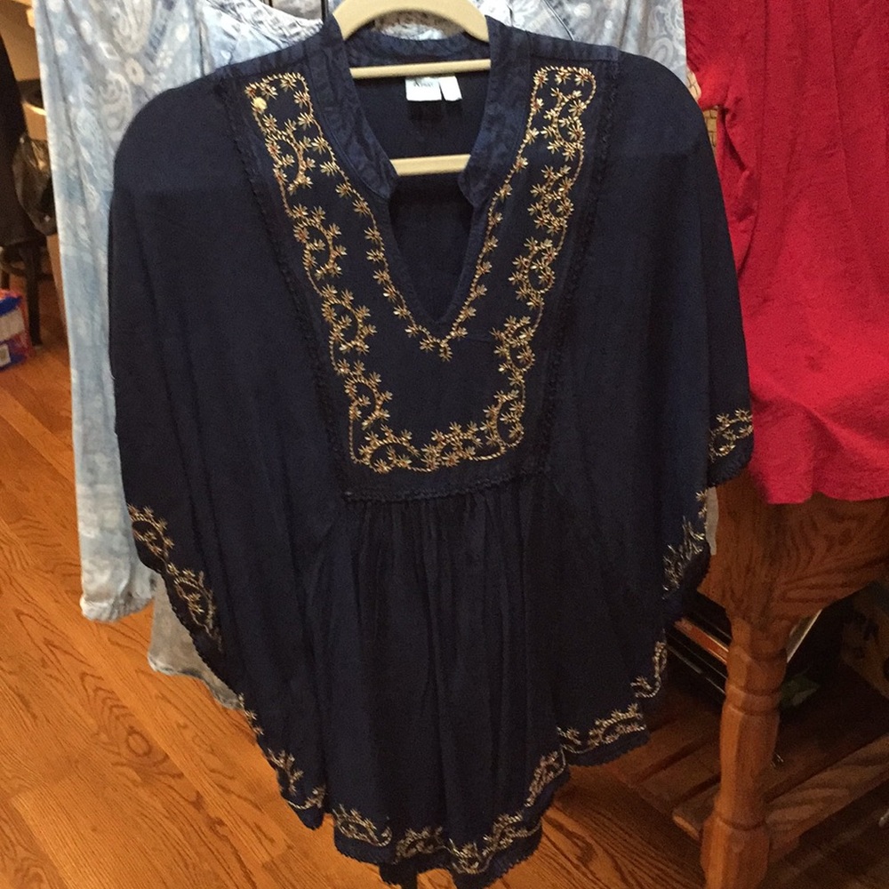 Butterfly top